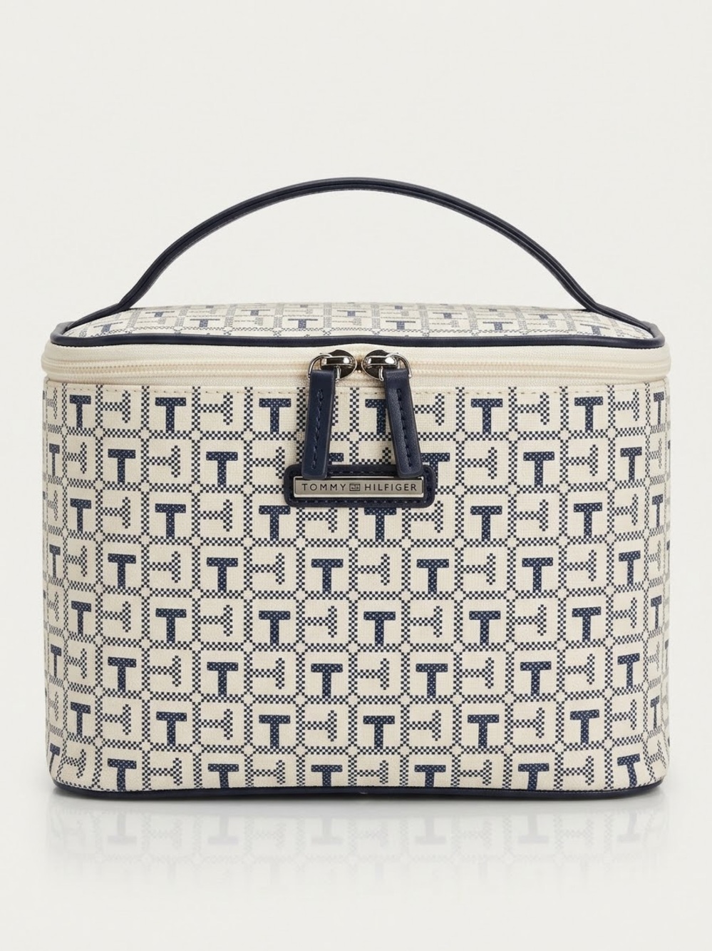 NWT Tommy Hilfiger Navy & Cream Monogram Cosmetic Case with Top Handle